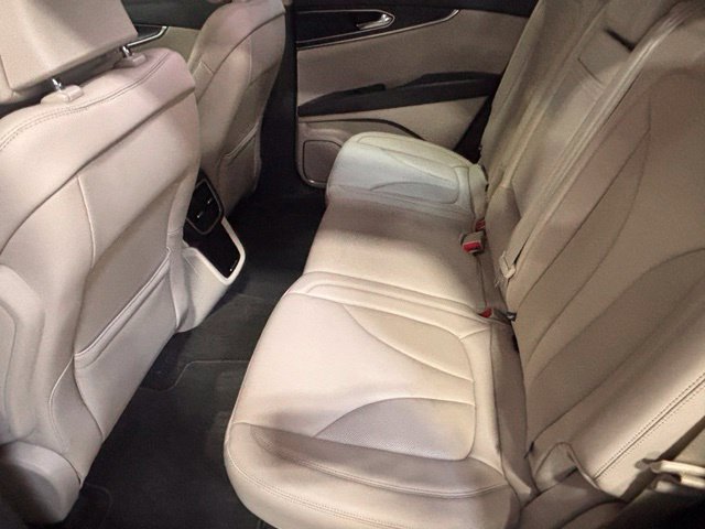 Used 2019 Lincoln Nautilus Select w/ Cargo Utility Package FWD image 15