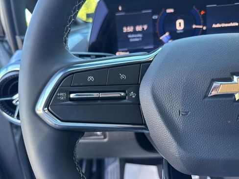 New 2026 Chevrolet Equinox EV LT w/ Convenience Package II FWD image 22