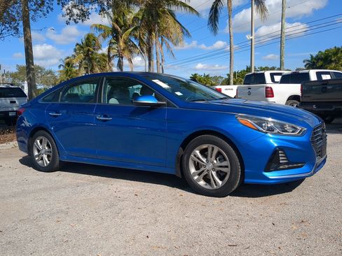 Used 2018 Hyundai Sonata SEL w/ Winter Weather Package image 2