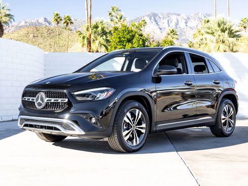 Used 2025 Mercedes-Benz GLA 250 image 1