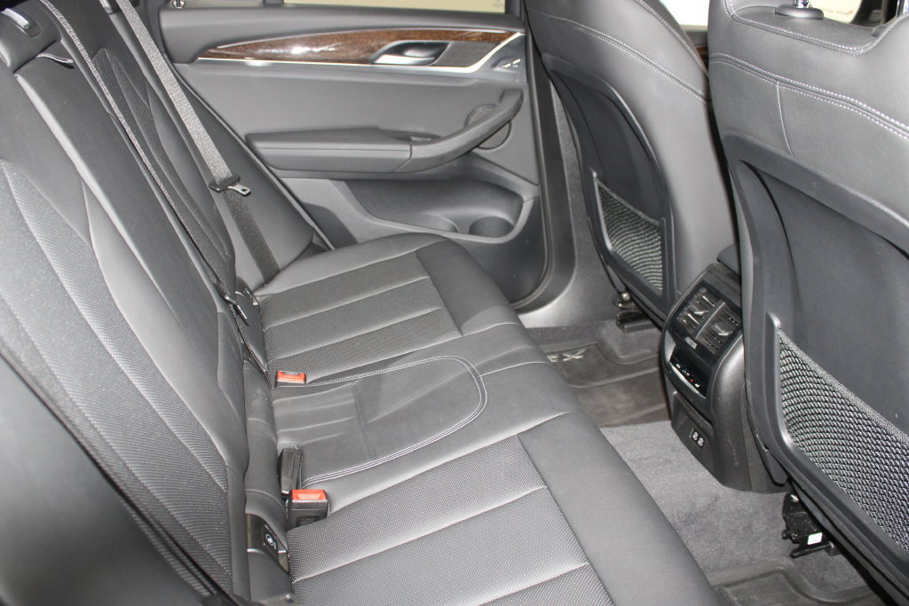 Used 2024 BMW X3 sDrive30i w/ Convenience Package w/ZPA RWD image 24