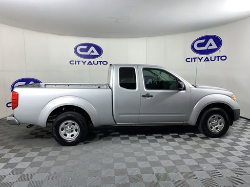 Used 2015 Nissan Frontier S RWD image 2