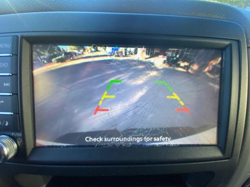 Used 2020 Nissan NV 2500 S image 25