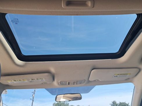 Used 2017 Honda HR-V EX image 30