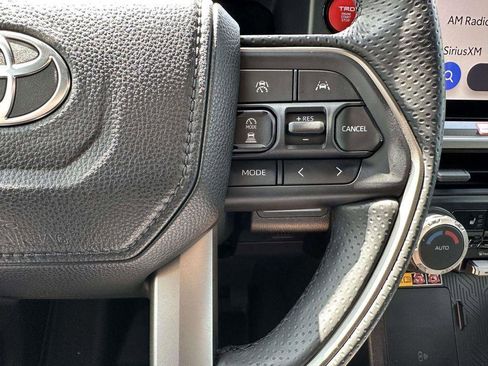 Used 2025 Toyota 4Runner TRD Off-Road Premium AWD/4WD image 14