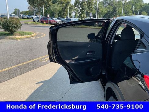 Certified 2019 Honda HR-V LX image 16