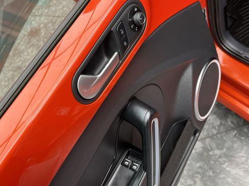 Used 2016 Volkswagen Beetle 1.8T SE image 7