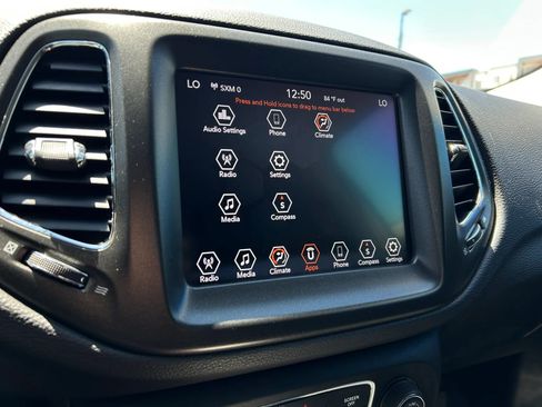 Used 2019 Jeep Compass Trailhawk AWD/4WD image 8