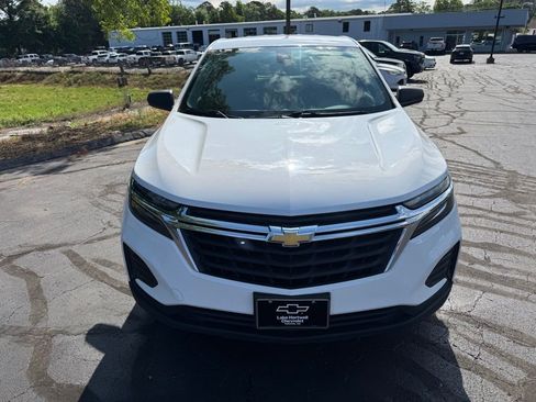 Certified 2023 Chevrolet Equinox LS FWD image 12