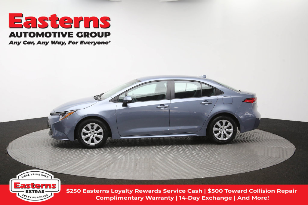 Used 2025 Toyota Corolla LE FWD image 60