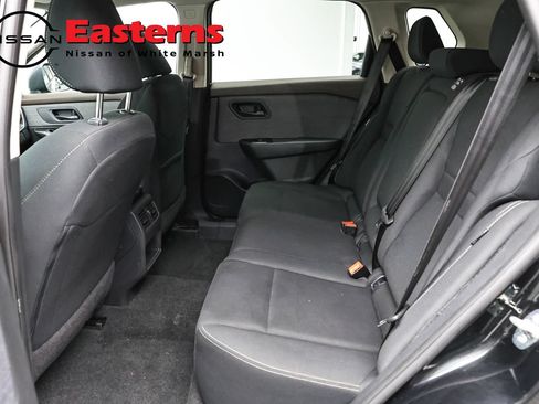 Used 2023 Nissan Rogue S AWD/4WD image 21