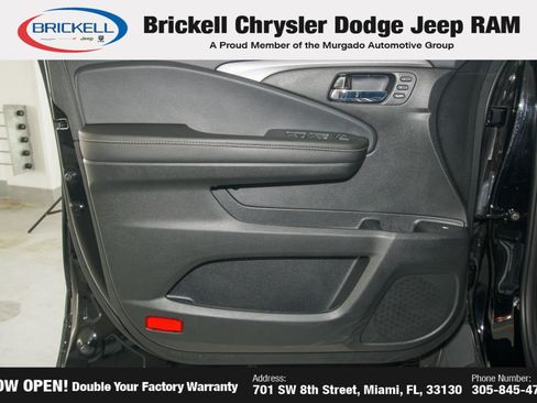 Used 2025 Honda Ridgeline RTL+ image 11