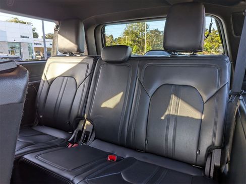 Used 2021 Ford Expedition Max Limited image 32