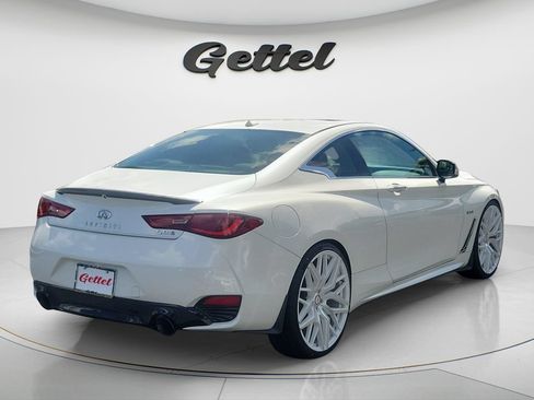Used 2019 INFINITI Q60 Red Sport 400 w/ Cargo Package RWD image 5