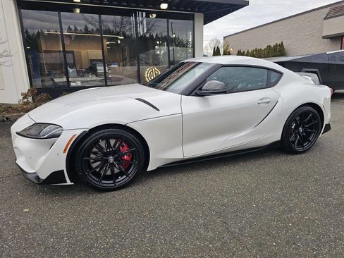Used 2026 Toyota Supra image 3