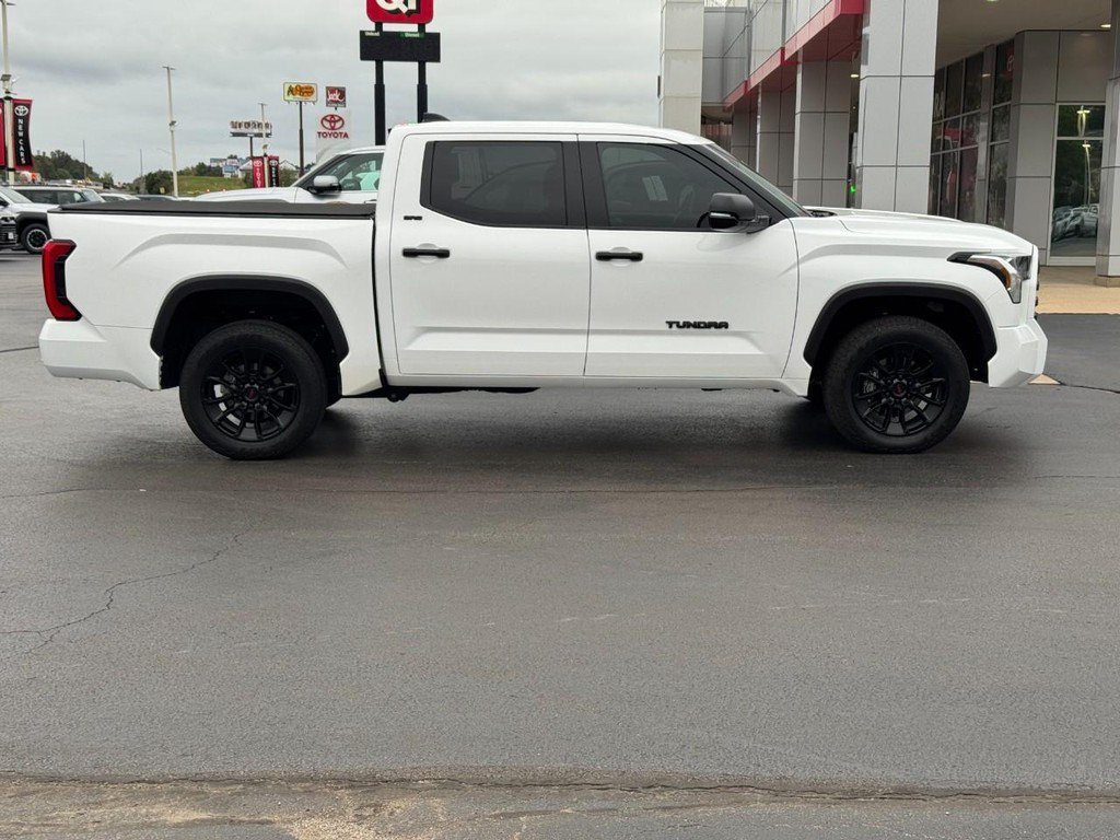 Used 2025 Toyota Tundra SR5 AWD/4WD image 2