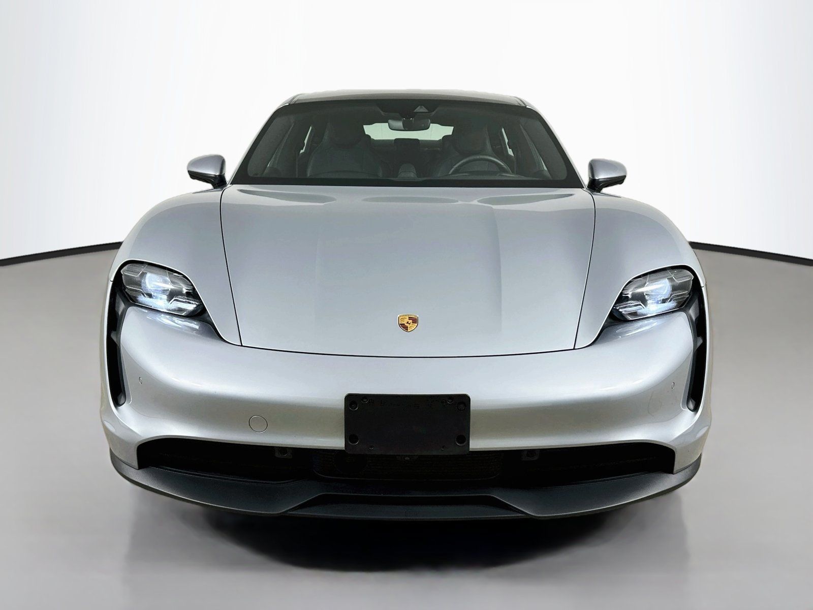 Used 2021 Porsche Taycan 4S w/ Premium Package AWD/4WD image 2