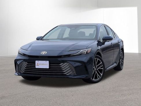 New 2026 Toyota Camry XLE image 1