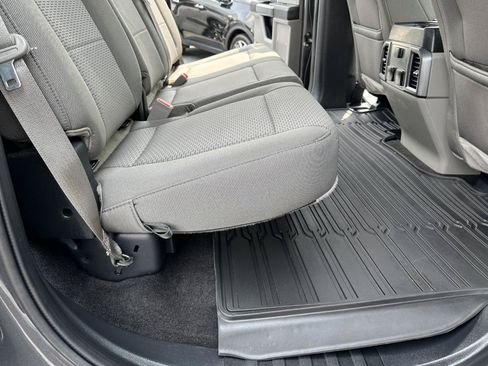 Used 2019 Ford F150 XLT w/ Equipment Group 302A Luxury AWD/4WD image 37
