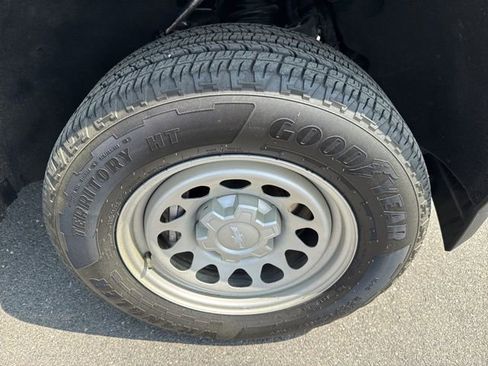 Used 2023 Chevrolet Colorado W/T image 31