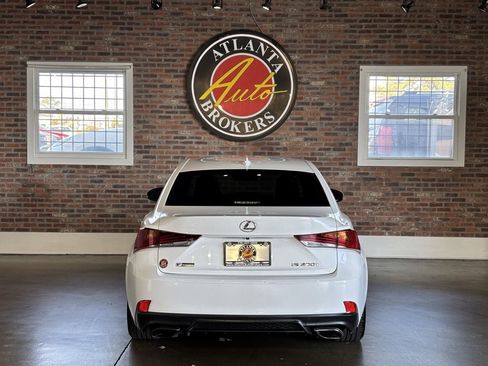 Used 2017 Lexus IS 200t image 33