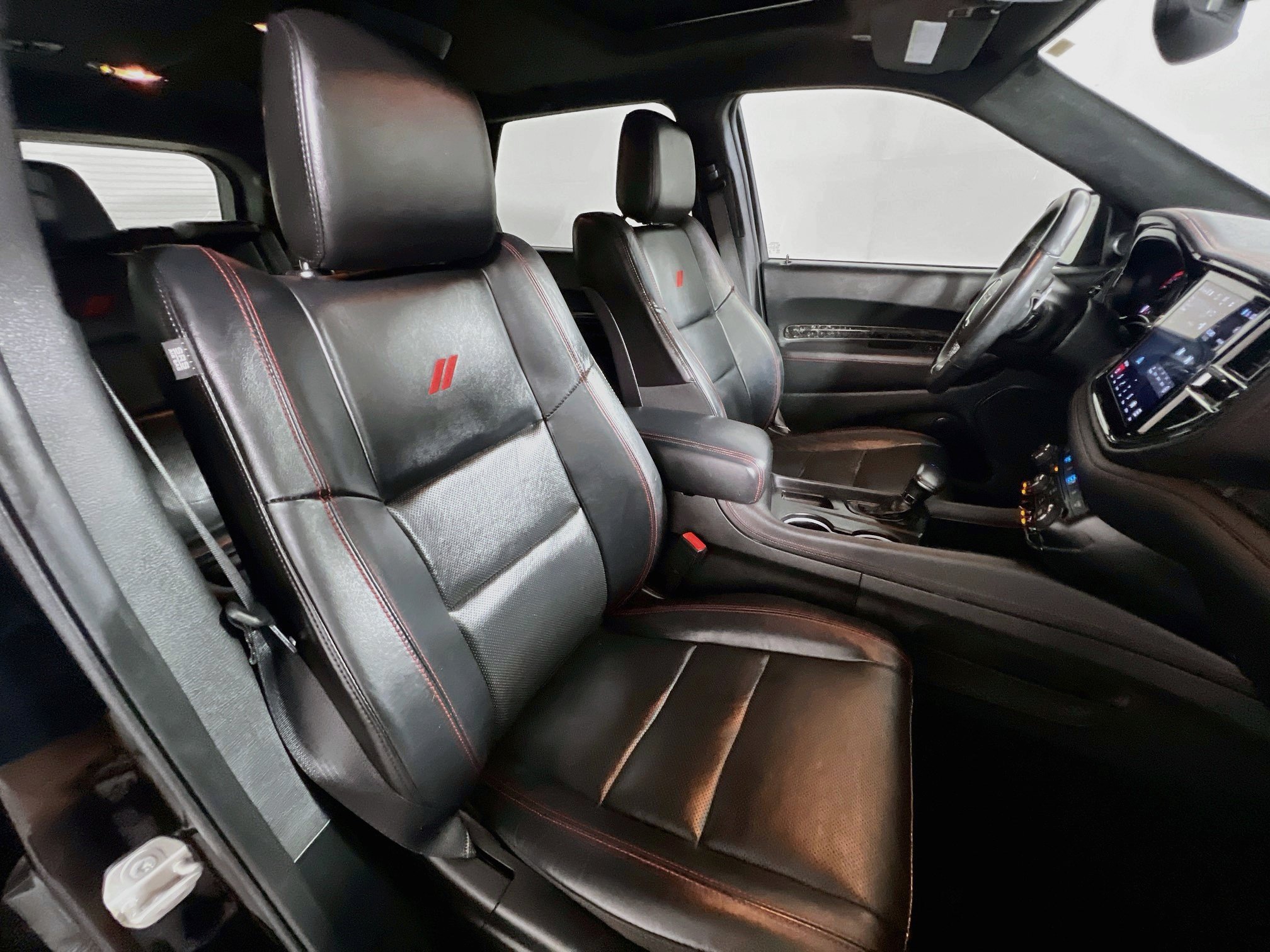 Used 2023 Dodge Durango R/T RWD image 30