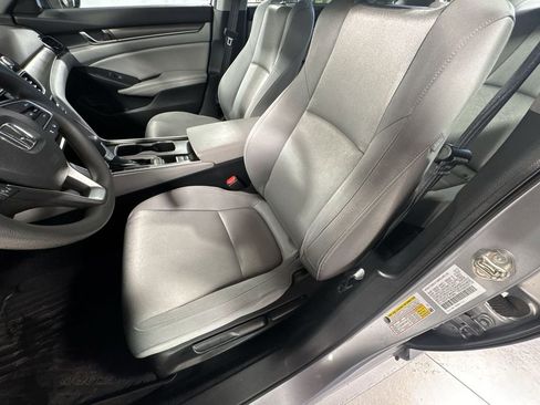 Certified 2019 Honda Accord LX image 19