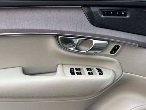 New 2026 Volvo XC90 B6 Ultra w/ Protection Package AWD/4WD image 10