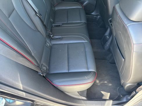 Used 2022 Buick Envision Essence w/ Technology Package I image 18