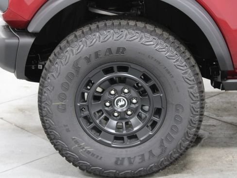 New 2026 Ford Bronco Badlands AWD/4WD image 17
