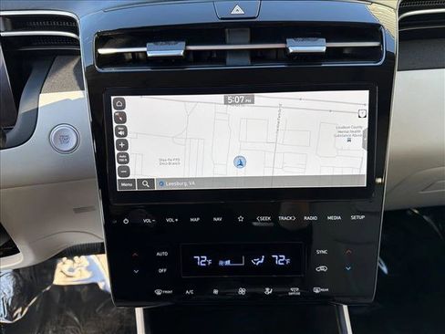 Used 2024 Hyundai Tucson Limited image 19