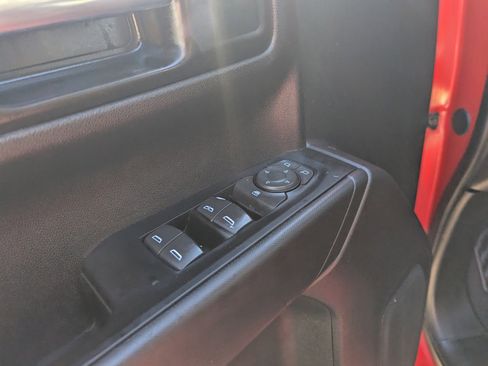 Used 2023 Chevrolet Silverado 1500 Custom image 11