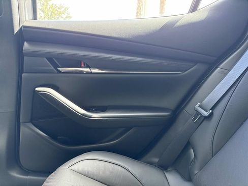 New 2026 MAZDA MAZDA3 2.5 S Hatchback w/ Premium Pkg FWD image 19