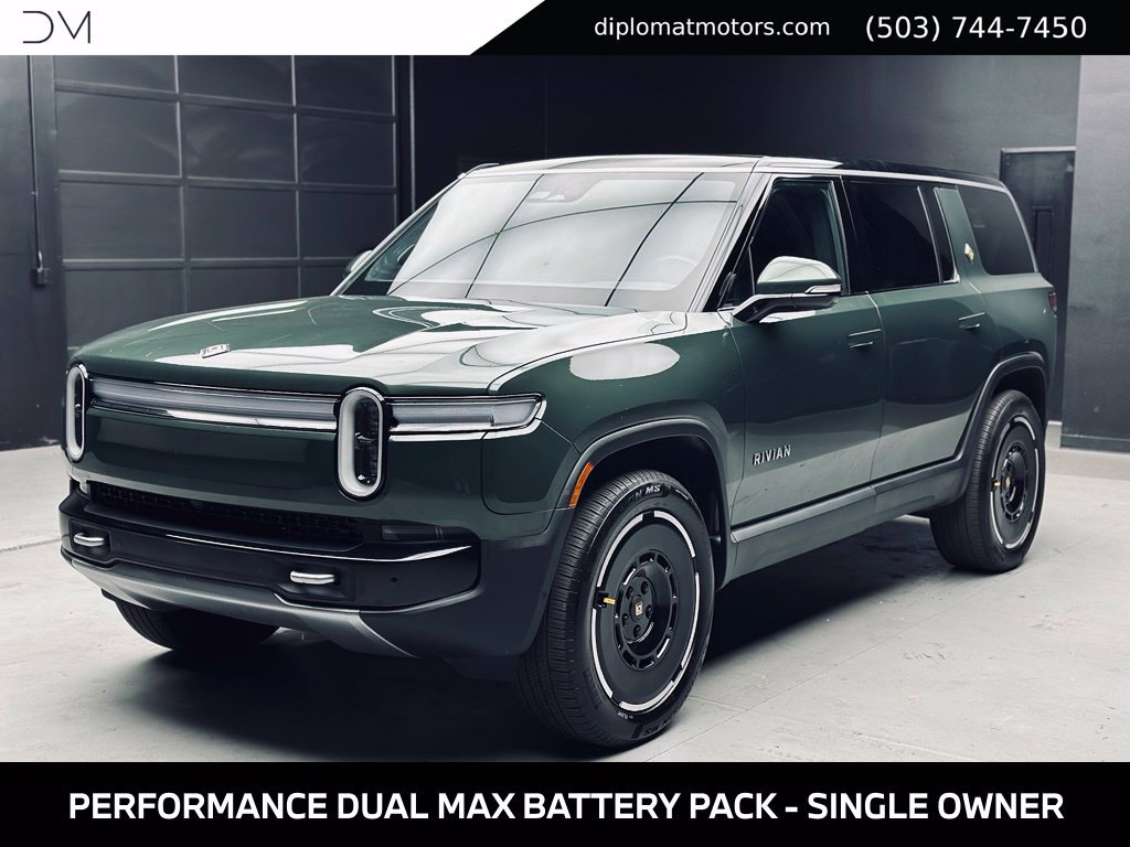 Used 2025 Rivian R1S Adventure Dual AWD/4WD image 1