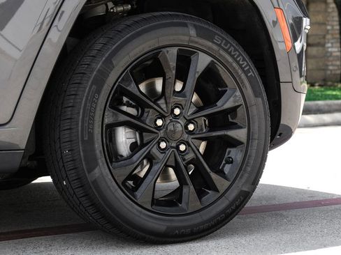 Used 2023 Jeep Grand Cherokee L Overland AWD/4WD image 72