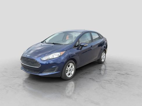 Used 2016 Ford Fiesta SE w/ Cold Weather Package FWD image 4