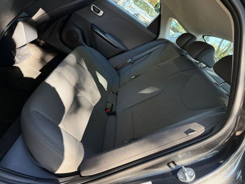 Used 2025 Kia K4 LXS image 20