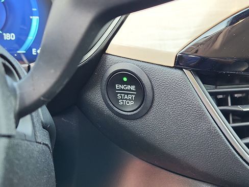 Used 2022 Ford Escape Titanium w/ Titanium Premium Package image 30