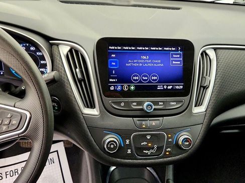 Used 2021 Chevrolet Malibu LS w/ Driver Confidence Package II FWD image 17