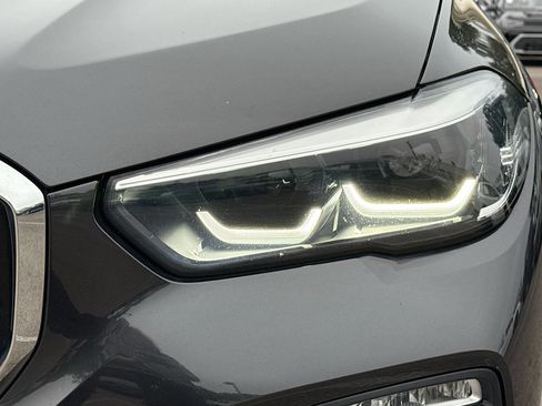 Used 2021 BMW X5 sDrive40i w/ Convenience Package image 9