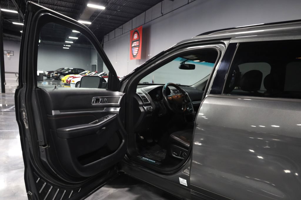 Used 2016 Ford Explorer Sport w/ Equipment Group 401A AWD/4WD image 9