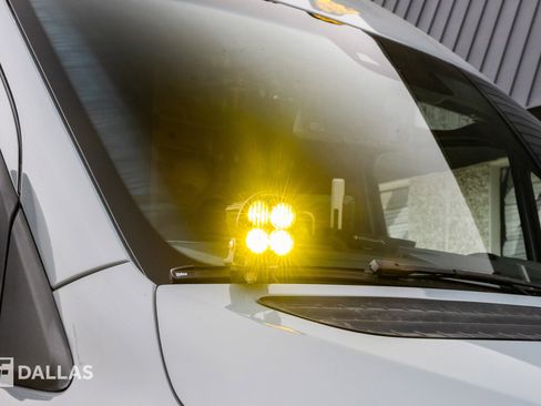 Used 2022 Mercedes-Benz Sprinter 2500 image 24