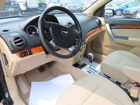 Used 2011 Chevrolet Aveo LT w/ Power and Convenience Package FWD image 11