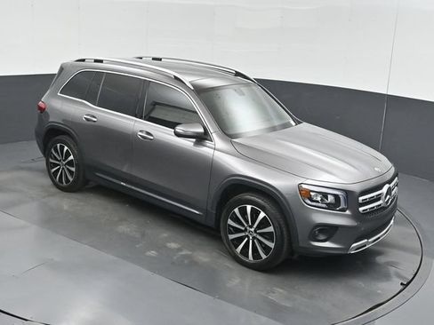 Used 2022 Mercedes-Benz GLB 250 image 37