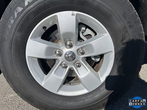 Used 2024 RAM 1500 Classic SLT image 23