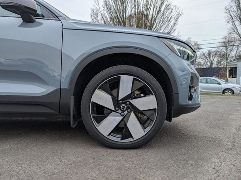 Used 2023 Volvo C40 P8 Recharge Ultimate w/ Protection Package Premier image 26