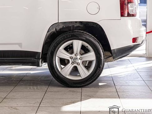 Used 2017 Jeep Compass Sport w/ Power Value Group image 8