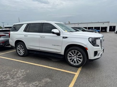 Used 2024 GMC Yukon Denali AWD/4WD image 6