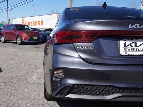 Used 2023 Kia Forte LXS w/ LXS Technology Package image 13