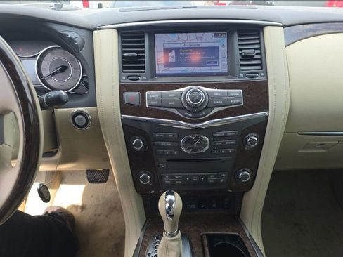 Used 2016 INFINITI QX80 2WD w/ Driver's Assistance Package image 15